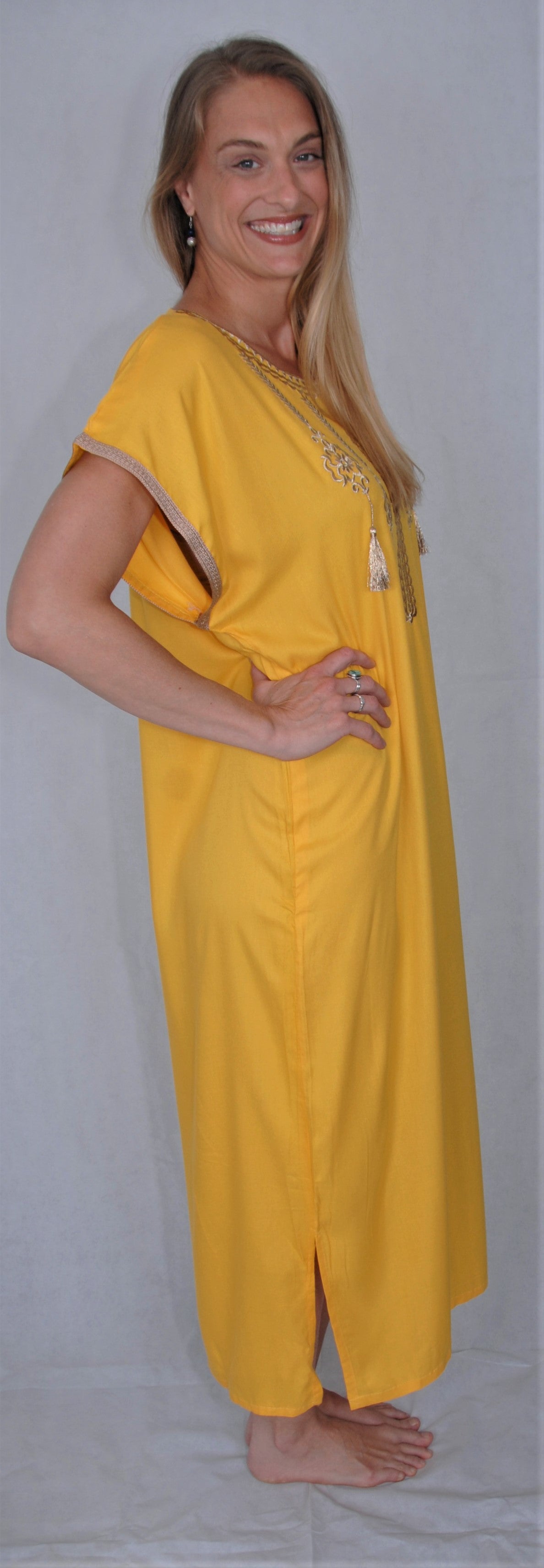Moroccan kaftan/ gondura - saffron- golden yellow - size below