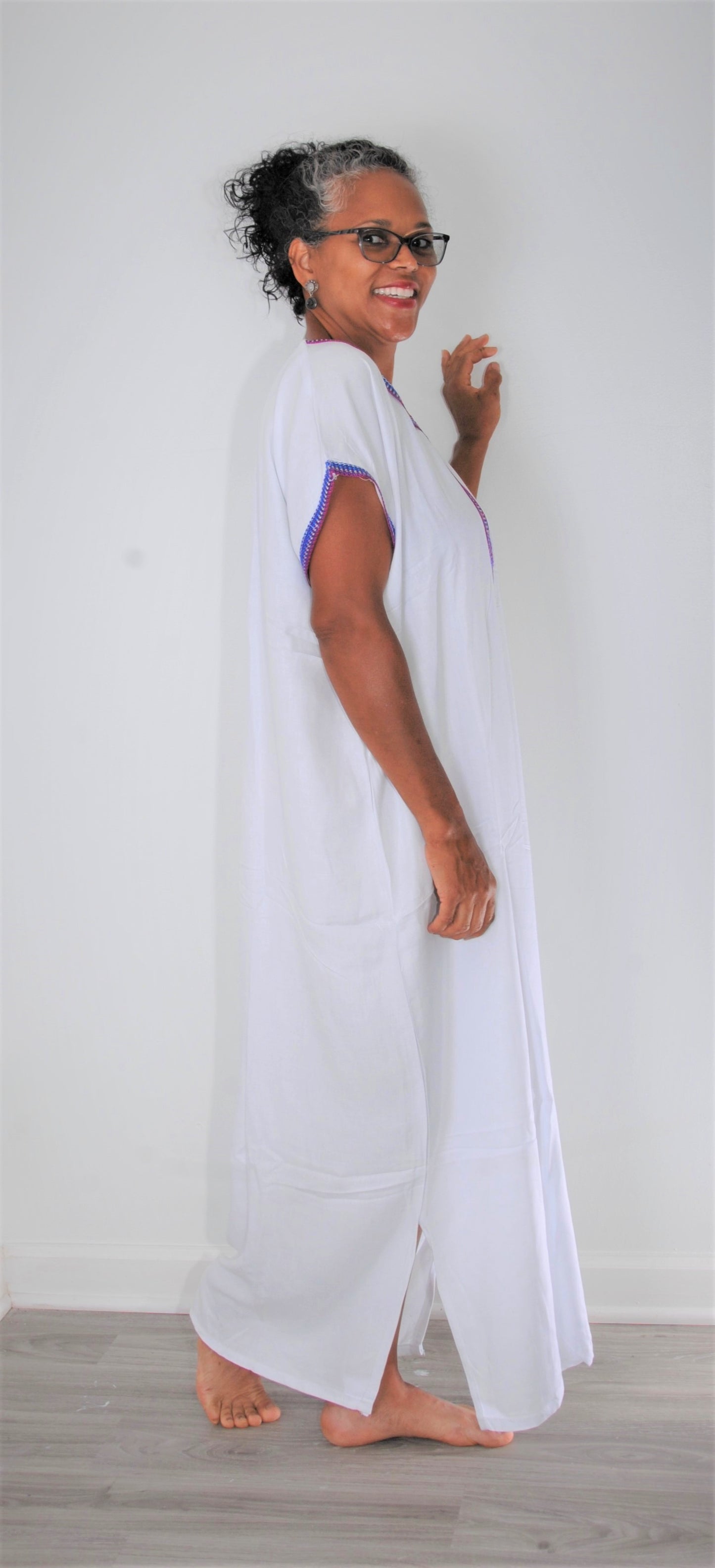 Moroccan kaftan/gondura- white-size below