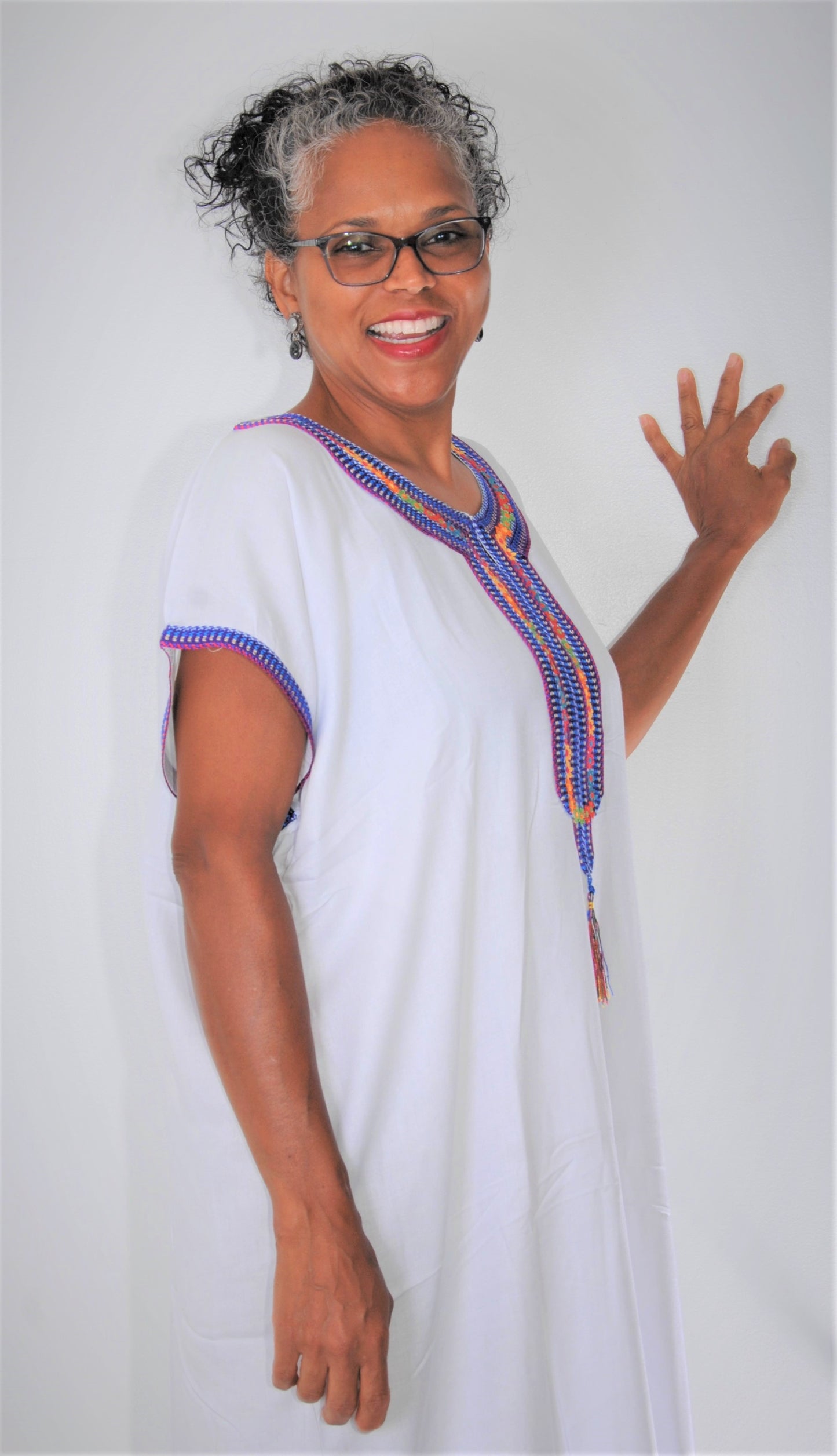 Moroccan kaftan/gondura- white-size below